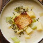 Vegan Potato Leek Soup: Creamy, Dairy-Free Recipe
